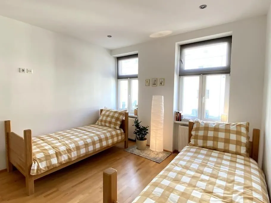 Wohnung Im 15. Bezirk Wenen 0*,